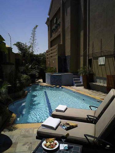 Peermont Mondior Hotel