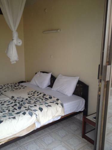 Okapi Hotel