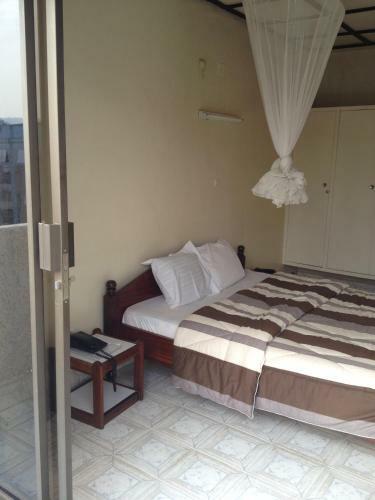 Okapi Hotel