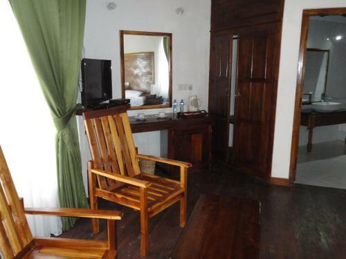 Hotel Naaval