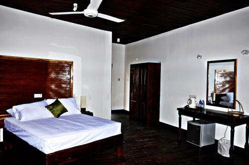 Hotel Naaval