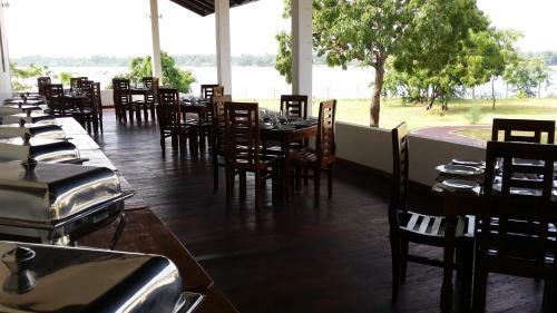 Hotel Naaval