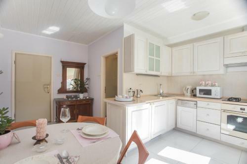 Shabby Chic Apartments