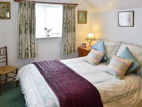 Periwinkle Cottage