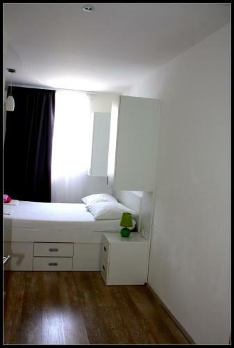 Hostal Villa White