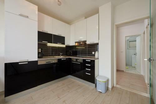 Apartments Vrania