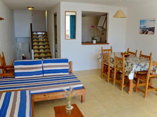 Three-bedroom Apartment Torroella De Montgr� Girona 3