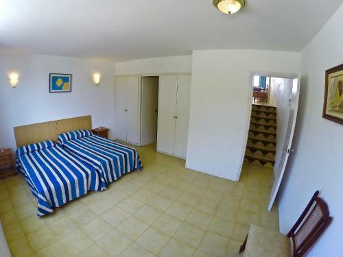 Three-bedroom Apartment Torroella De Montgr� Girona 3
