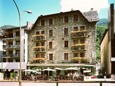 Hotel De L'isard