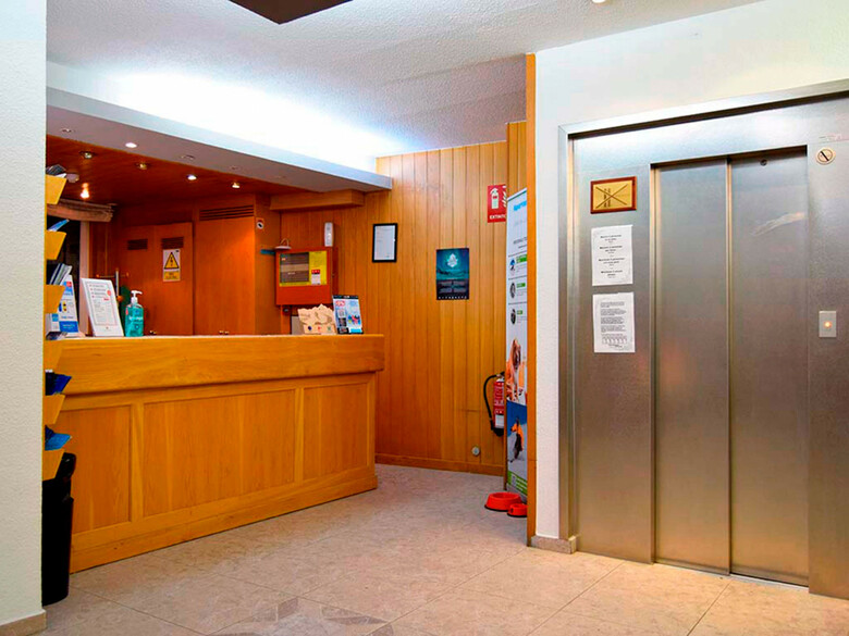 Hotel Pere D'urg 3000