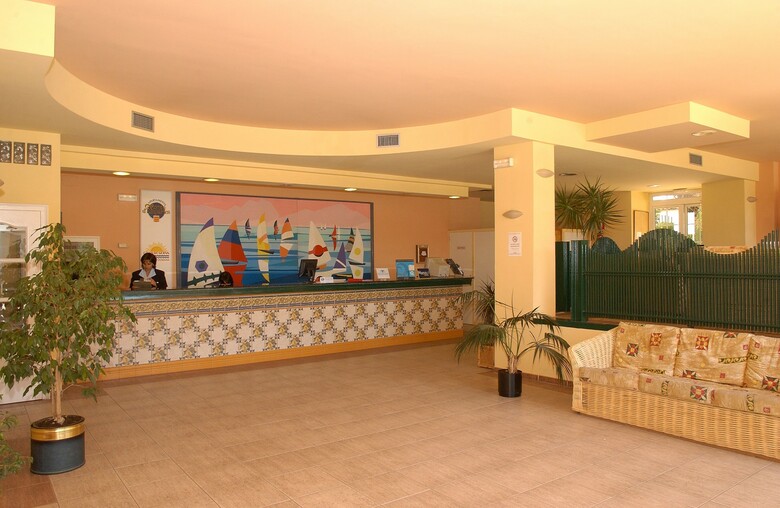 Apartamentos Comte D'empuries