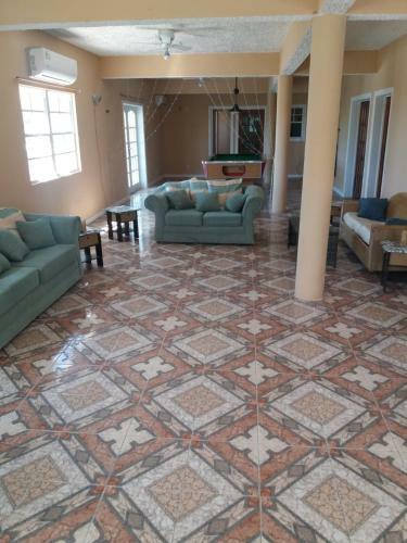 Hostal Philsha's Guest House