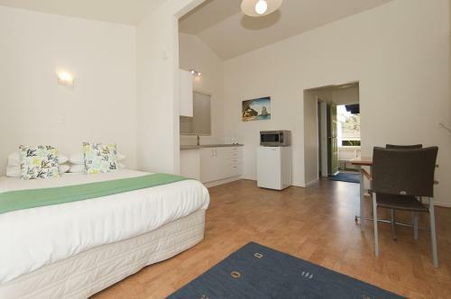 Motel Beachfront Resort