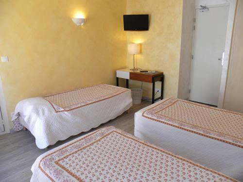 Anglade Hotel