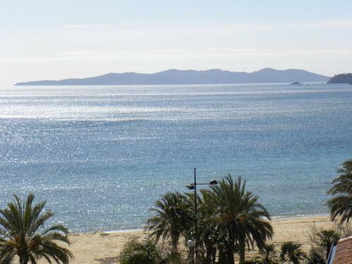 Anglade Hotel