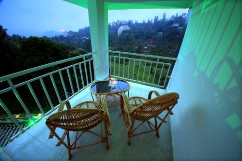 Hotel Monsoon Grande