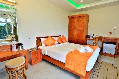 Hotel Monsoon Grande