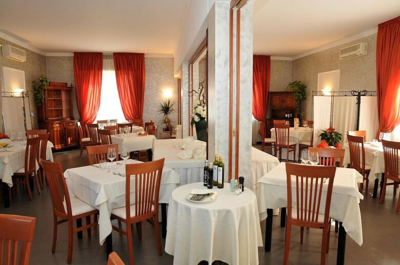 Hotel Mini Palace - Small & Charming