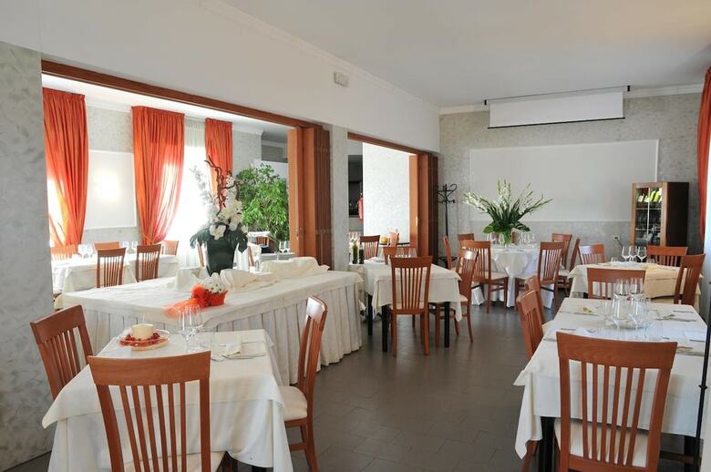Hotel Mini Palace - Small & Charming