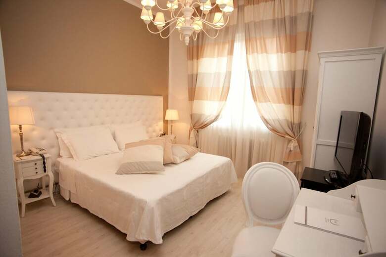 Hotel Mini Palace - Small & Charming