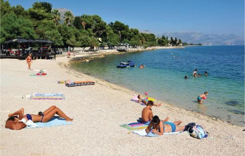 Apartment Kastel Stari 96 With Outdoor Swimmingpool