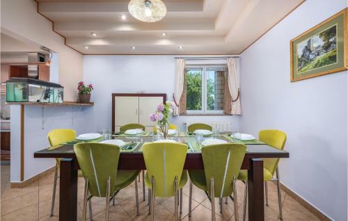 Apartment Krsan 29 With Outdoor Swimmingpool
