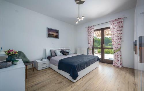 Apartment Krsan 29 With Outdoor Swimmingpool