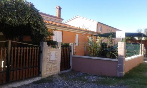 One-bedroom Apartment Medulin Near Sea