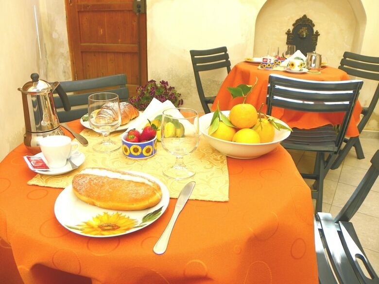Bed & Breakfast Cloris Guest House