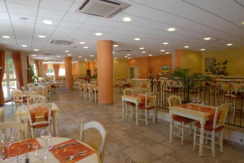 Hotel H�tel Omega