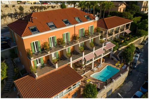 Hotel H�tel La Flore
