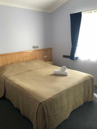 Pleasurelea Tourist Resort & Caravan Park