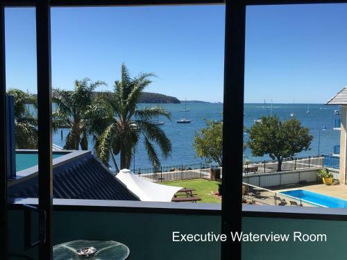 Motel Mariners On The Waterfront
