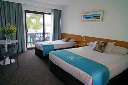 Motel Mariners On The Waterfront