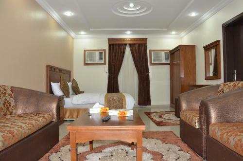 Al Manzel Al Hadea Furnished Apartments