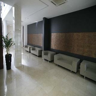 City Hotel