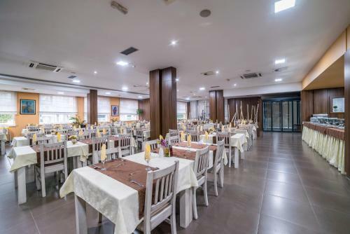 City Hotel