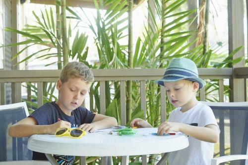 Rowes Bay Caravan Park
