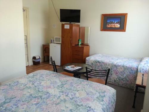 Sonbern Lodge Motel
