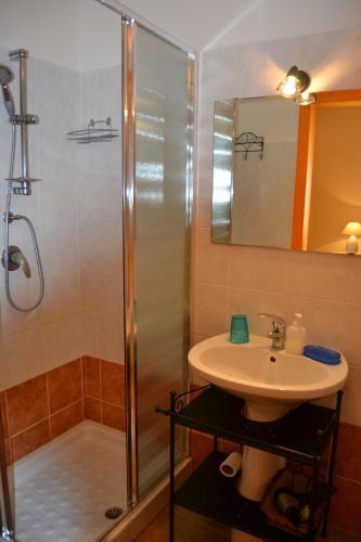 Hostal S'attobiu B&B And Guest-houses