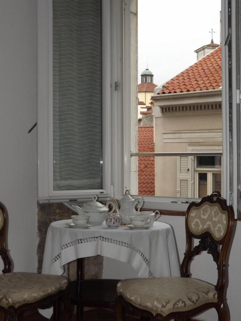 B&B Gens Julia