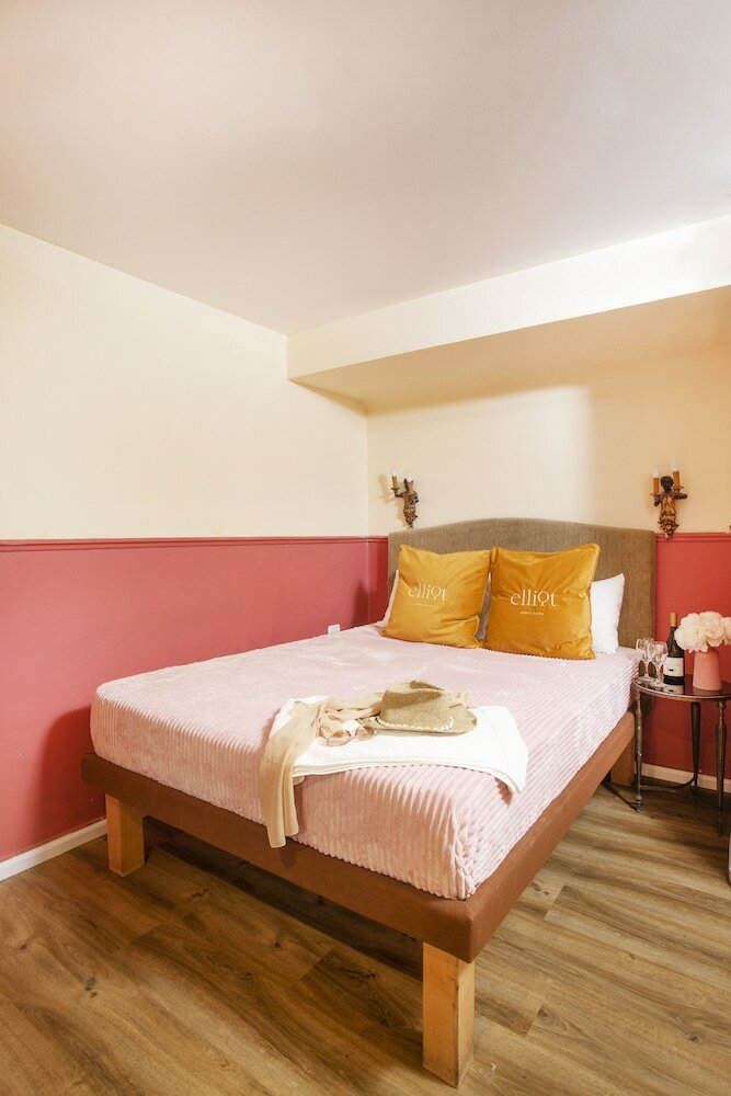 Peer Boutique Hotel