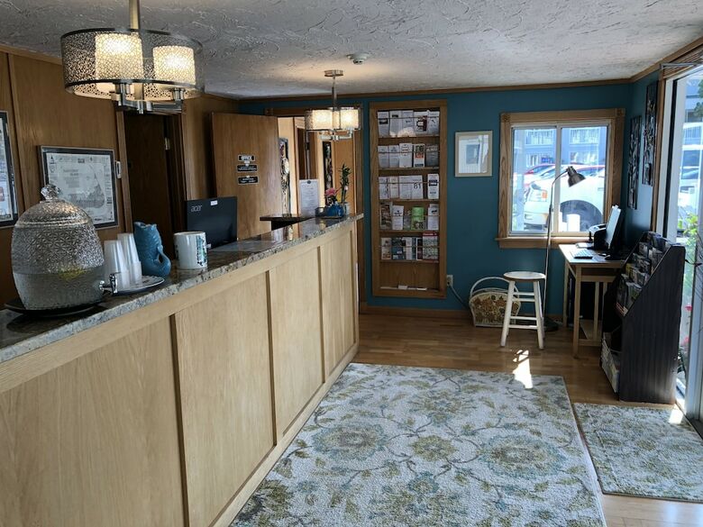 Hotel Seacoast Inn