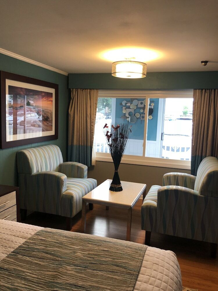 Hotel Seacoast Inn