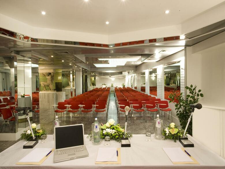 Hotel Savoy