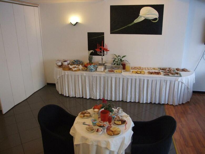 Hotel Mediterraneo Nihotels