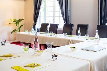 Hotel Logis La Thomasse