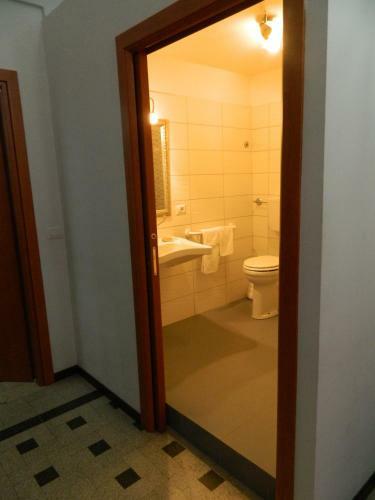 Bed & Breakfast Crispi Rooms