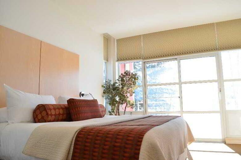 Hotel Aspen Meadows Resort