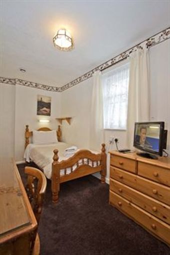 Ashurst Lodge Hotel